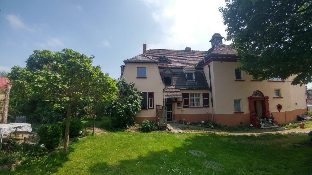 Historische Schule Ferienwohnung Pauline I&II Stobnitz Exterior foto
